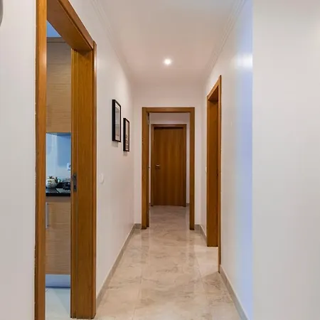 Apartamento 3 Bedroom Wonder W/ Balcony By Lovelystay Oeiras